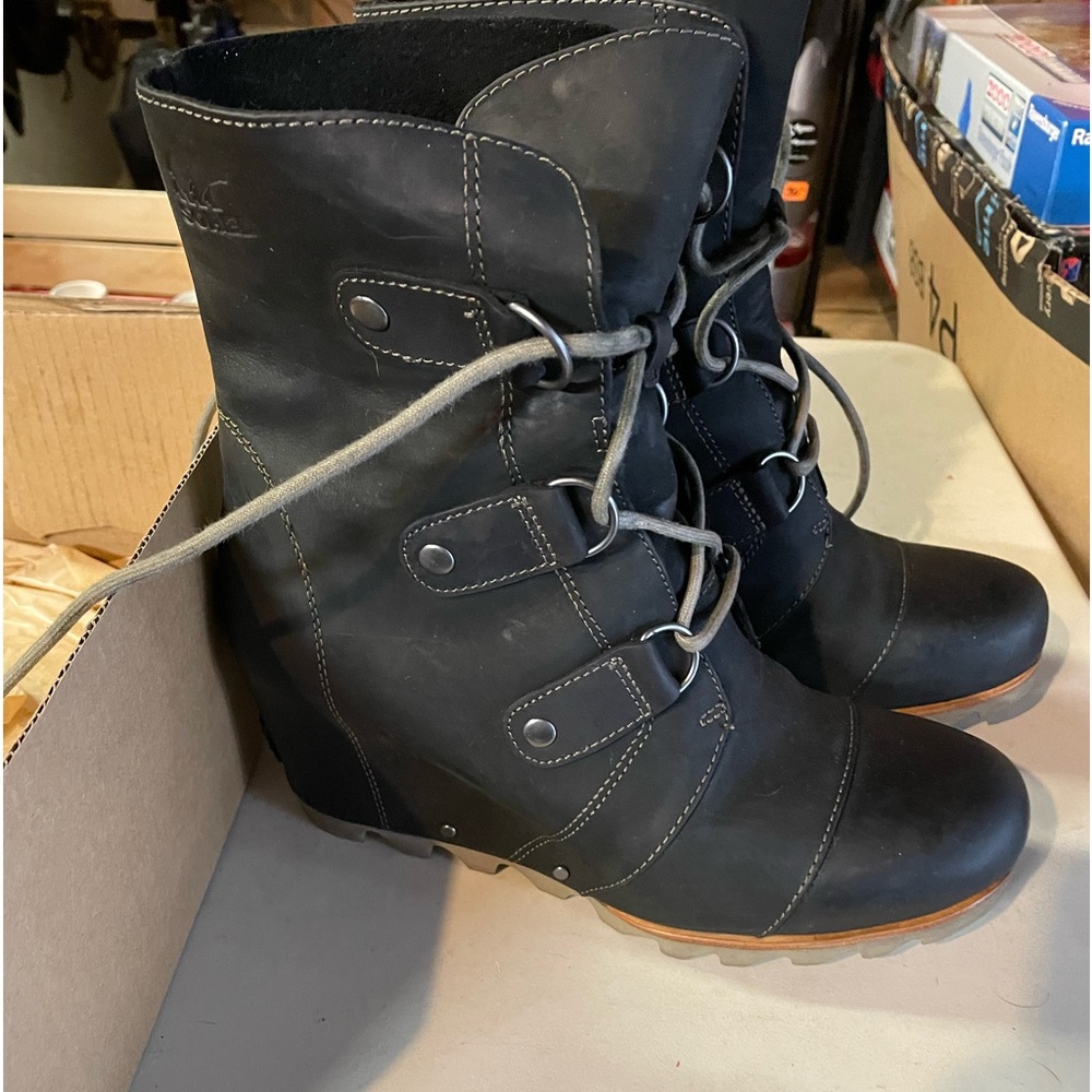 Sorel wedge boots